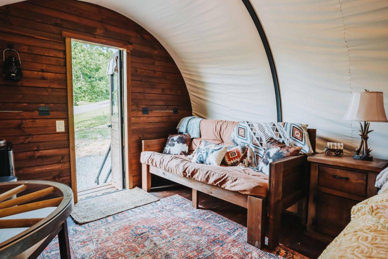 Heated & Ac Full Bathroom Covered Wagon Penn Yan Eksteriør bilde
